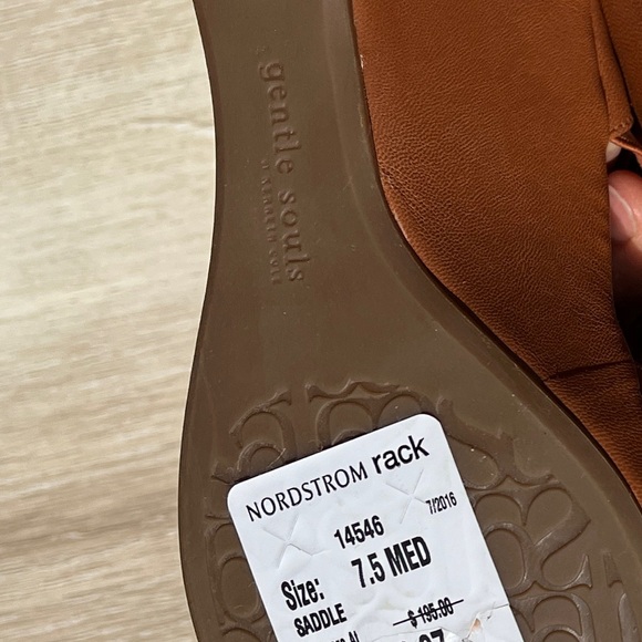 NEW Gentle Souls Wedge Sandal 7.5 - Picture 9 of 9